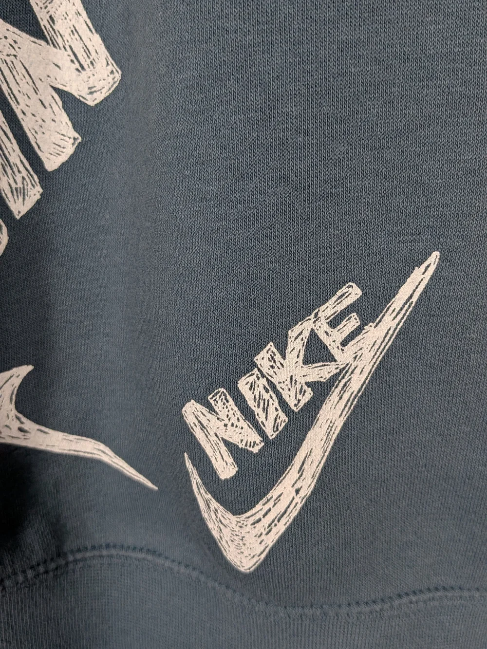Nike men’s pullover